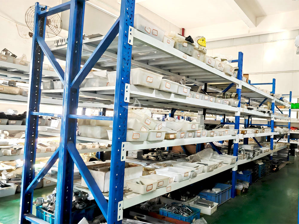 倉(cāng)庫(kù)07